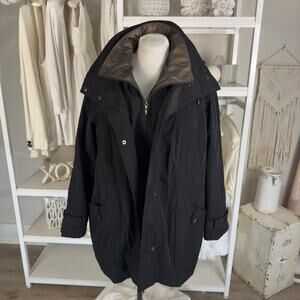 Miss Gallery Woman Sz. 1X black coat removable hood. Classic warm mature SI-019
